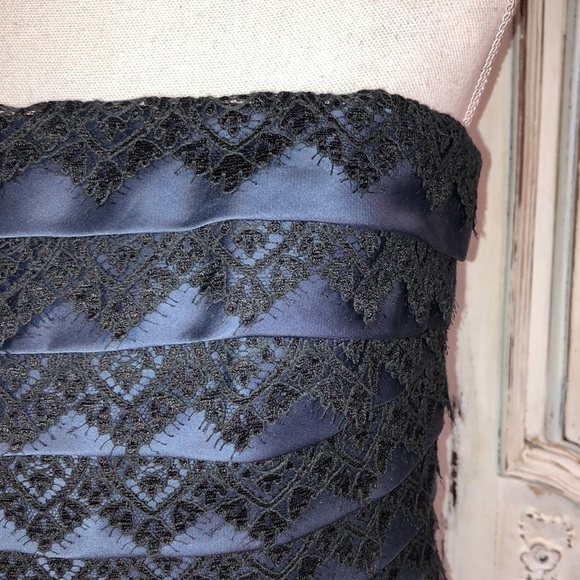 Carmen Marc Valvo Strapless Navy and Black Bandage Special Occassion Dress S/8 - Picture 5 of 16